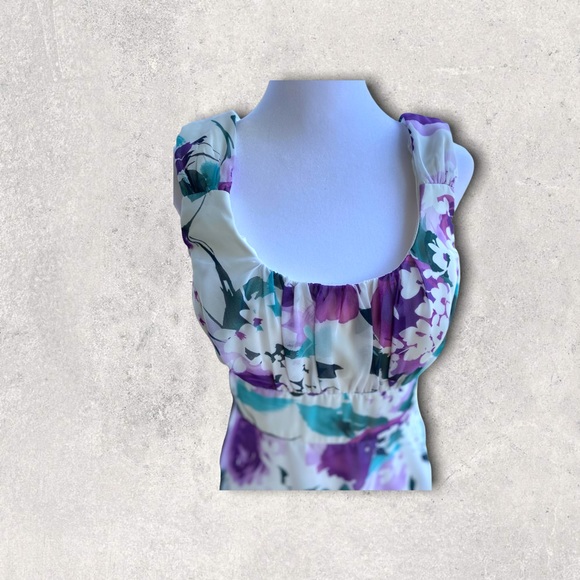 Pretty, fun & flirty dress - Picture 6 of 8